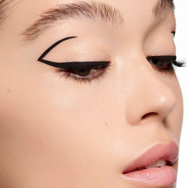 NOIR G EYELINER GRAPHIQUE 24H