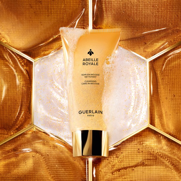 ABEILLE ROYALE CLEANSING CARE-IN-MOUSSE