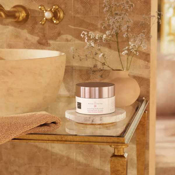 THE RITUAL OF SAKURA Sugar Body Scrub...