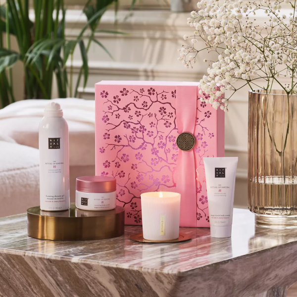 THE RITUAL OF SAKURA Gift Set M